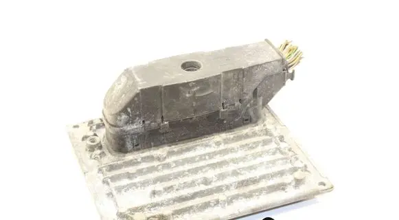 Ford Fiesta Engine control unit/module 4S6112A650EB