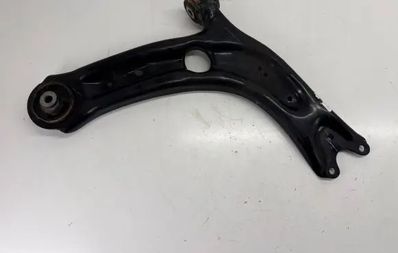 Volkswagen Tiguan Allspace Front lower control arm/wishbone 3Q0407154
