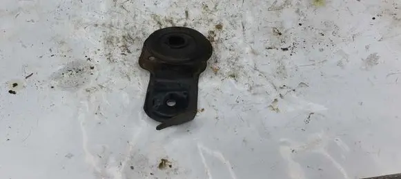 Nissan X-Trail T30 Radiator mount bracket NOCODE