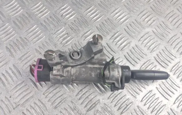 Skoda Fabia Mk2 (5J) Ignition lock 4B0905851C
