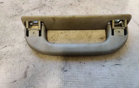 Mercedes-Benz Vito Viano W639 Front interior roof grab handle A6398150036