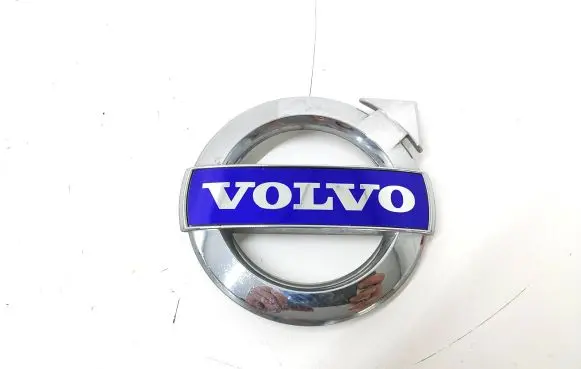 Manufacturer badge logo/emblem
