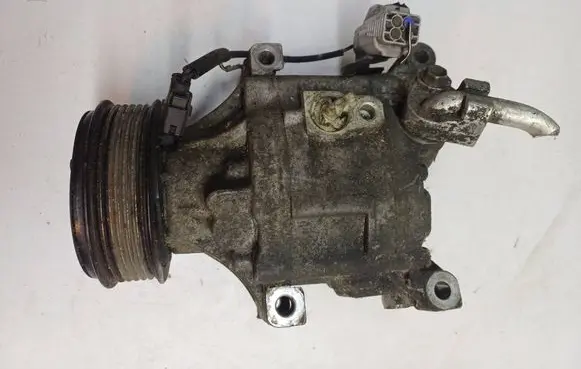 Toyota Corolla Verso E121 Air conditioning (A/C) compressor (pump) 4472607090 07E14259 2473001660