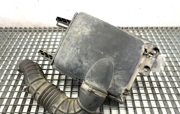 Renault Master II Air filter box 