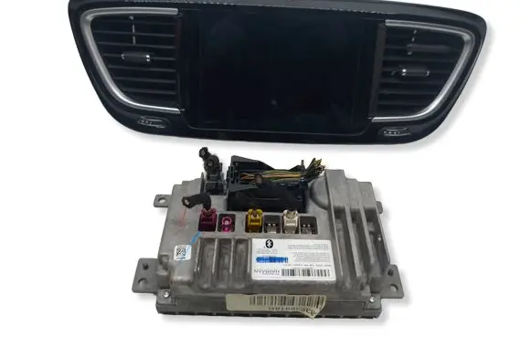 Chrysler Pacifica GPS navigation control unit/module 68323691AD T00BE012773045 6434CBE2801