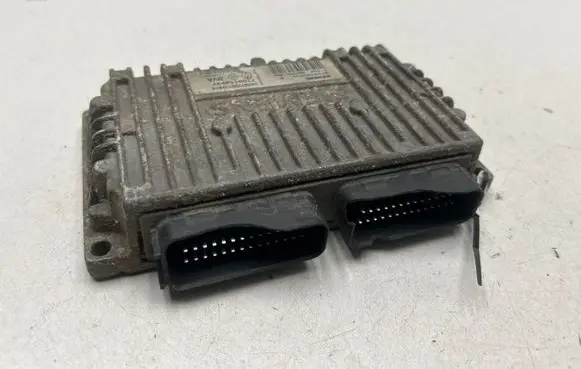 Renault Scenic I Engine control unit/module 7700112937 S105280010