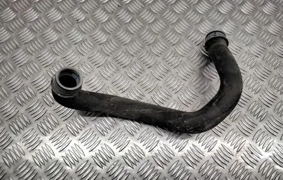 Mercedes-Benz E W212 Engine coolant pipe/hose