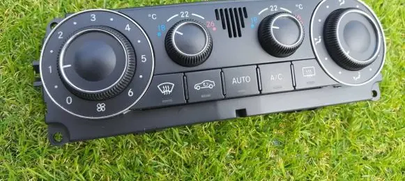 Mercedes-Benz C W203 Climate control unit A2038303485 F011500039