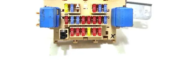 Nissan Qashqai+2 Fuse module