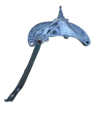 Opel Vivaro Gearbox mounting bracket 112332850R