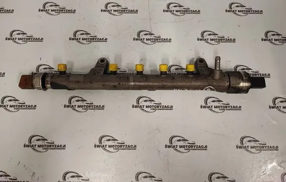 Skoda Fabia Mk2 (5J) Fuel main line pipe R03L125A 03L130764A