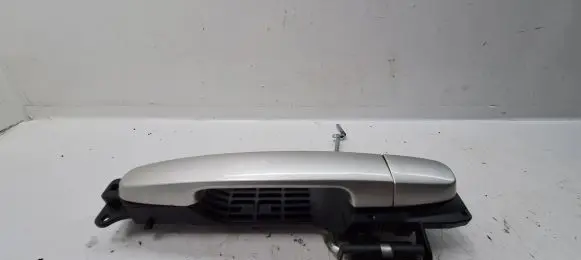 Toyota Auris 150 Front door exterior handle 692110D901 692010D030