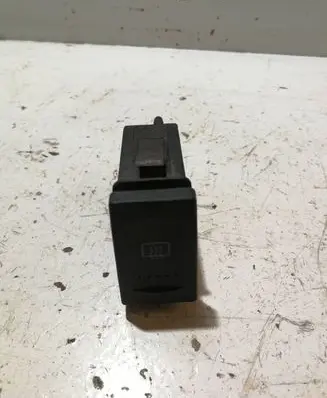 Volkswagen PASSAT B5 Windscreen/window heater switch 3B0959621C