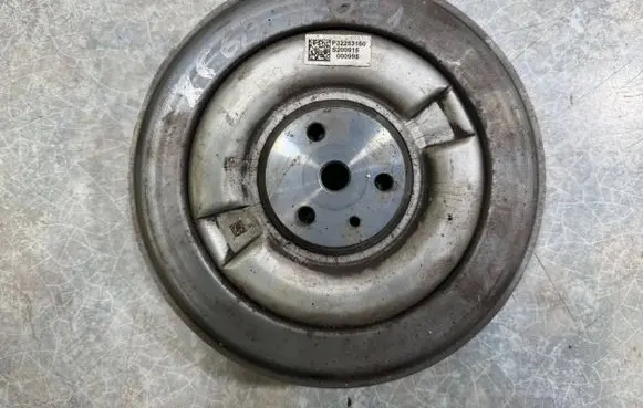 Volvo XC90 Crankshaft pulley P32253160 S200915 000998
