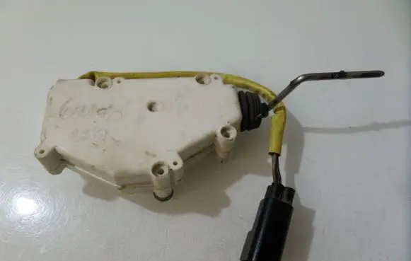 Ford Galaxy Central locking motor 7M0959775C 95VW9B241AB