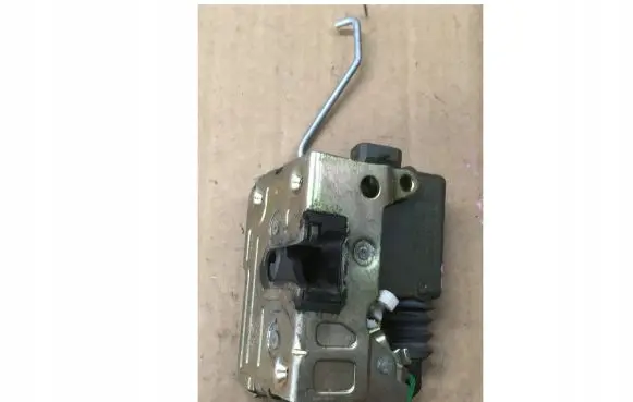 Renault Master II Front door lock