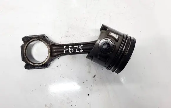 Volkswagen Vento Piston with connecting rod