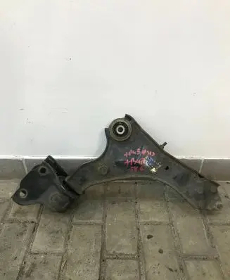 Land Rover Discovery Sport Front lower control arm/wishbone FK723A053 J033A