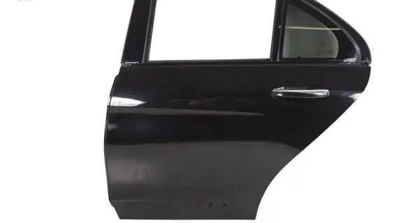 Mercedes-Benz C W205 Rear door