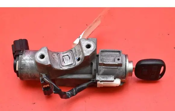Toyota Avensis Verso Ignition lock 45020-05-04