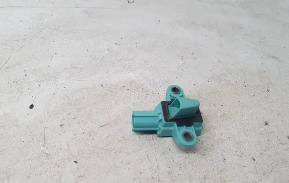 Audi A4 S4 B8 8K Airbag deployment crash/impact sensor 8K0955557C
