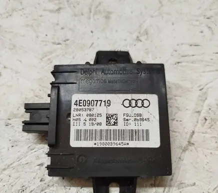 Audi A8 S8 D3 4E Alarm control unit/module 4E0907719 28053787 19800B9645A