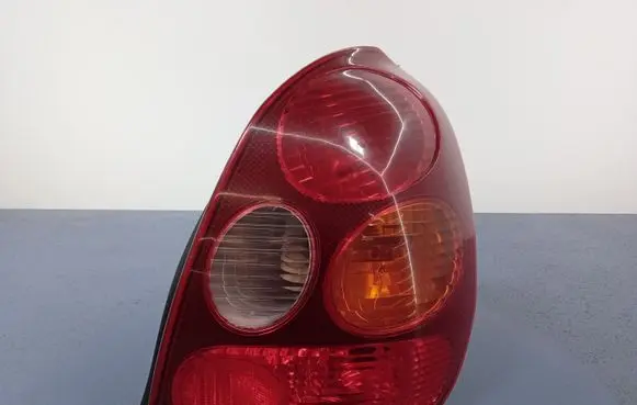 Toyota Corolla E110 Rear/tail lights 220-76587R