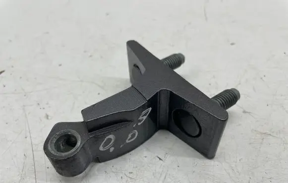 Mercedes-Benz CLA C118 X118 Front door lower hinge 