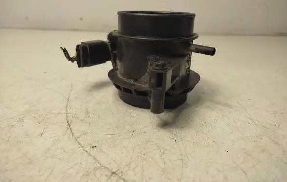 Volvo V40 Mass air flow meter AV619C623CB
