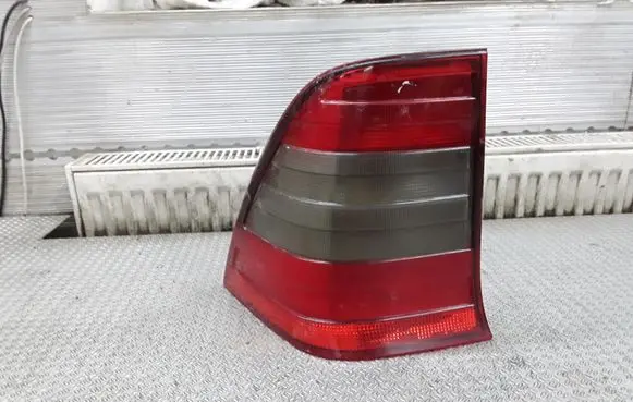 Mercedes-Benz C W202 Rear/tail lights 2028203964