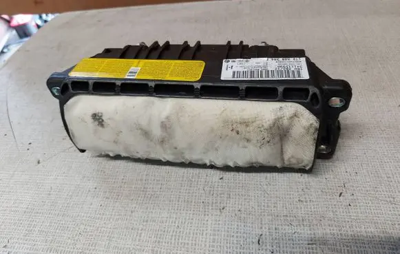 Volkswagen Touran II Passenger airbag 1T0880204F