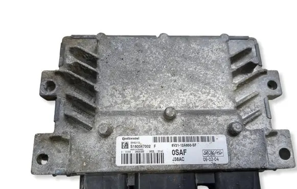 Ford Fiesta Engine control unit/module S180047002F 8V2112A650SF