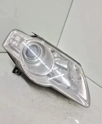 Volkswagen PASSAT B6 Headlight/headlamp 3C0941006Q