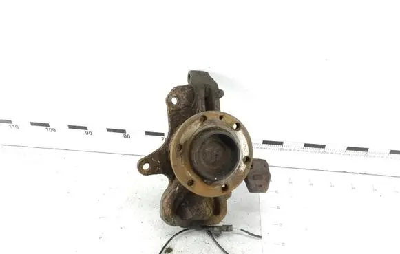 Mercedes-Benz Sprinter W906 Front wheel hub spindle knuckle A9065403917