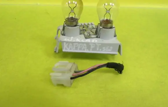 Lancia Kappa Tail light bulb cover holder