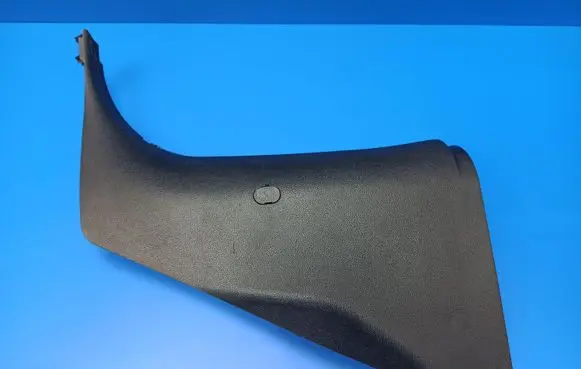 Mercedes-Benz B W245 Foot area side trim A1696800506