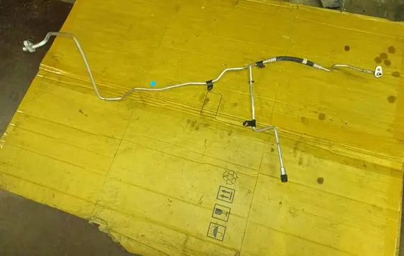 Renault Scenic III - Grand scenic III Air conditioning (A/C) pipe/hose 924400009R