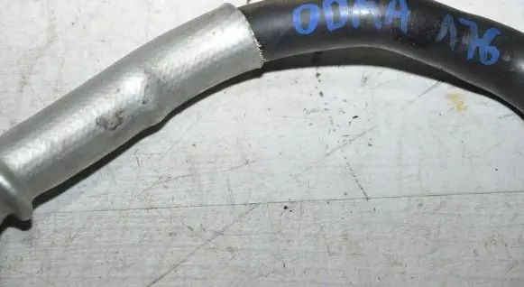 Mercedes-Benz A W176 Breather hose/pipe 