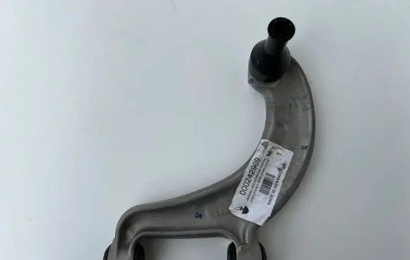 Maserati Quattroporte Rear upper control arm/wishbone 242909 19430 203156