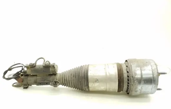Mercedes-Benz E W213 Front shock absorber/damper A2133202300