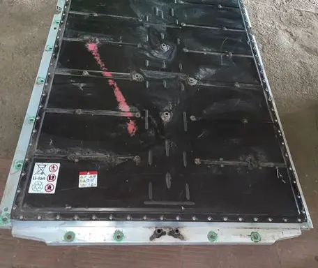 Audi Q4 e-tron Hybrid / electric car battery 1EA804842AC 12E010001B