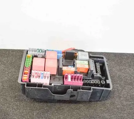 Mercedes-Benz C W205 Fuse box set