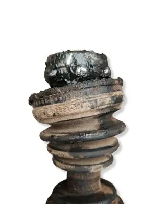 Isuzu Trooper Front driveshaft 