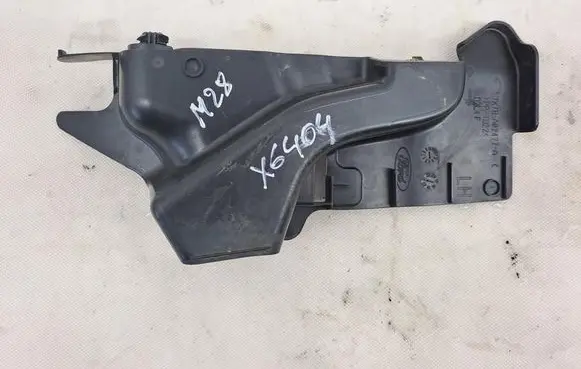 Ford Focus Fender mounting bracket JX7BA02477A