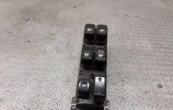 KIA Rio Electric window control switch 935701G110