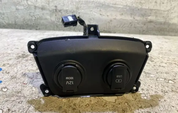 USB socket connector