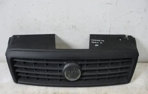 Fiat Doblo Front bumper upper radiator grill
