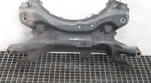 Toyota Prius+ (ZVW40) Front subframe