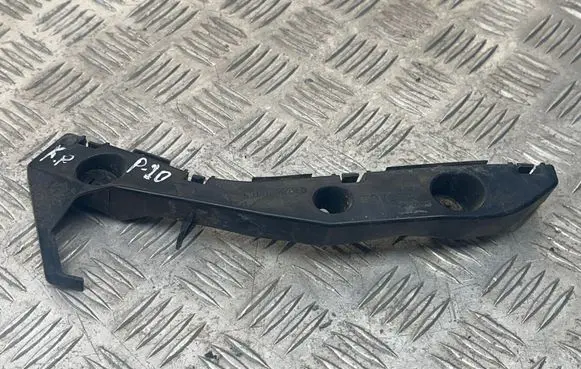 Toyota Prius (XW20) Front bumper mounting bracket 5211647010