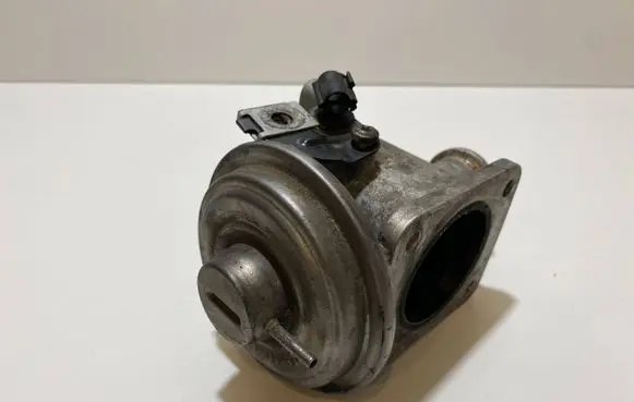 BMW 5 E60 E61 EGR valve 7791480